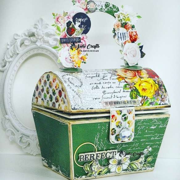 GIFT-HAMPER-BOX.jpg